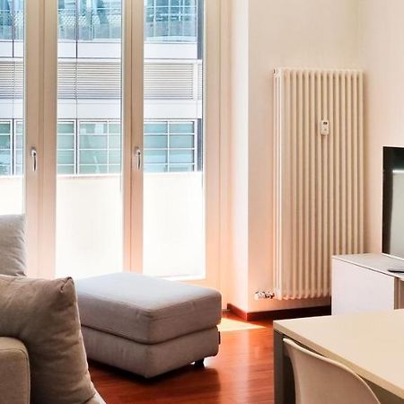 شقة Joivy Superb Flat, 2 Balconies & Skyscrapers View ميلان المظهر الخارجي الصورة